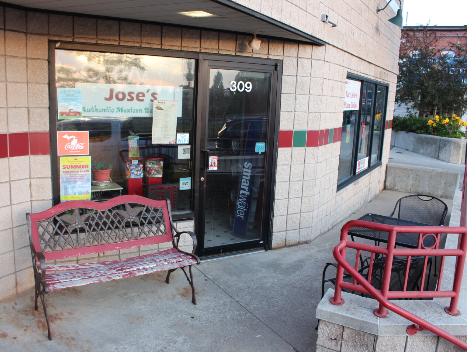 jose-s-authentic-mexican-restaurant-downtown-petoskey-michigan